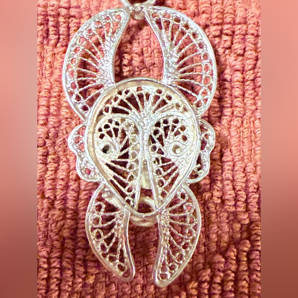 Silver Tribal / Voodoo Doctor pendant w/16” Rope Chain $35